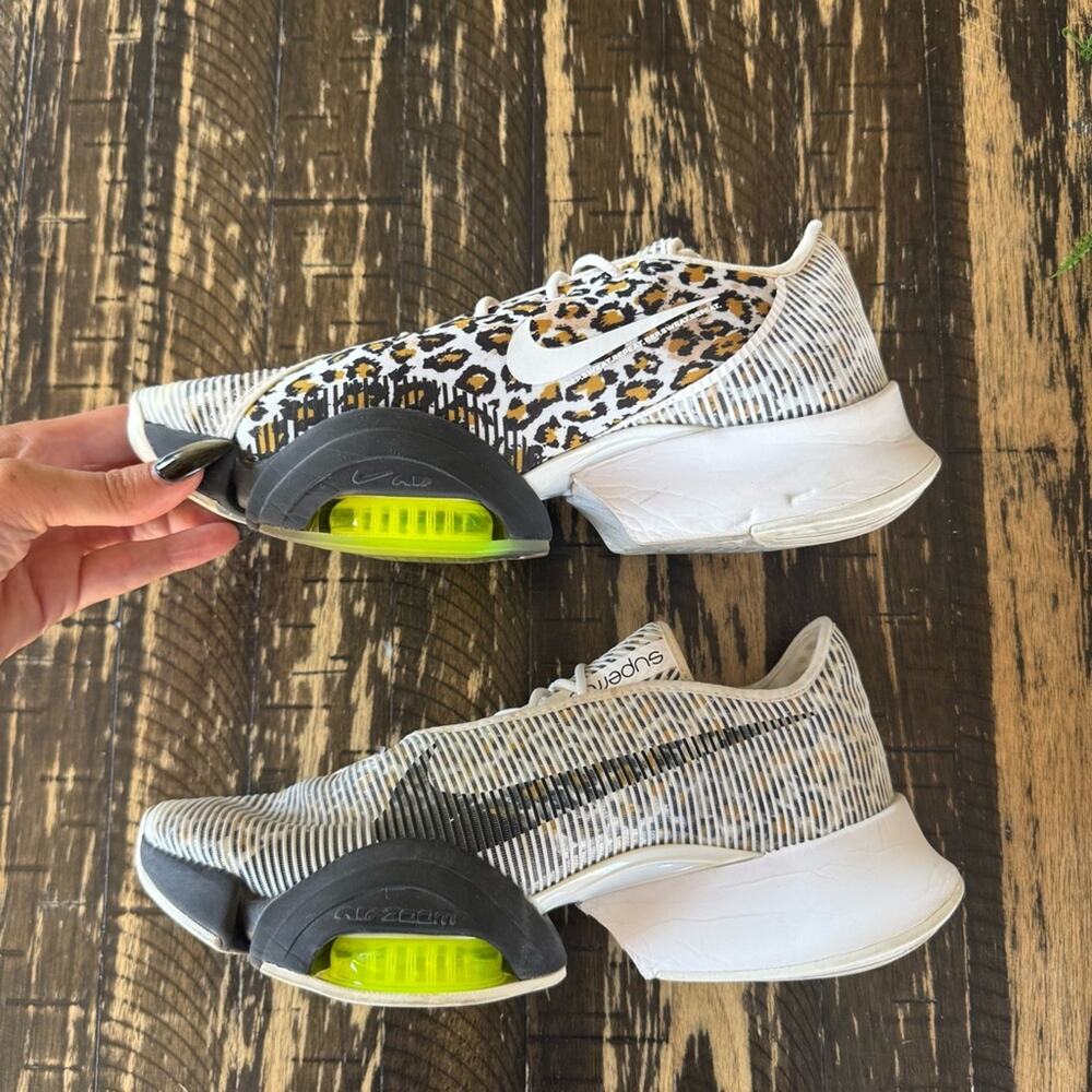 Nike - ZoomX SuperRep Leopard Print Trainers – Women’s 10.5 / Mens 9.5 - Picture 5 of 17